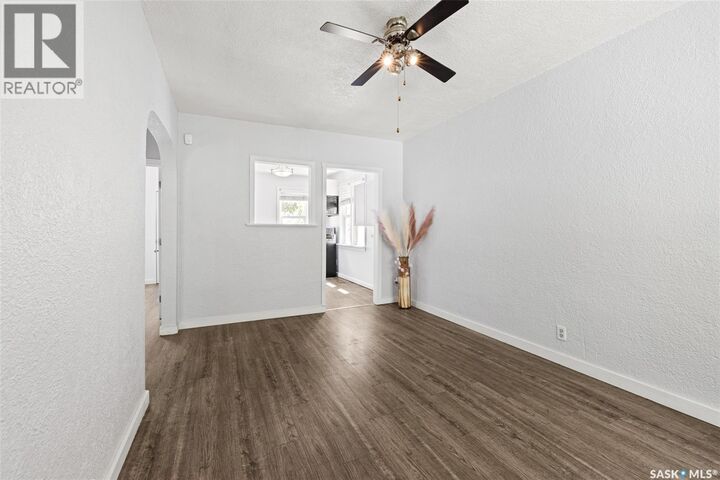 Property Photo: 2167 Lindsay Street SK S4N 3C1