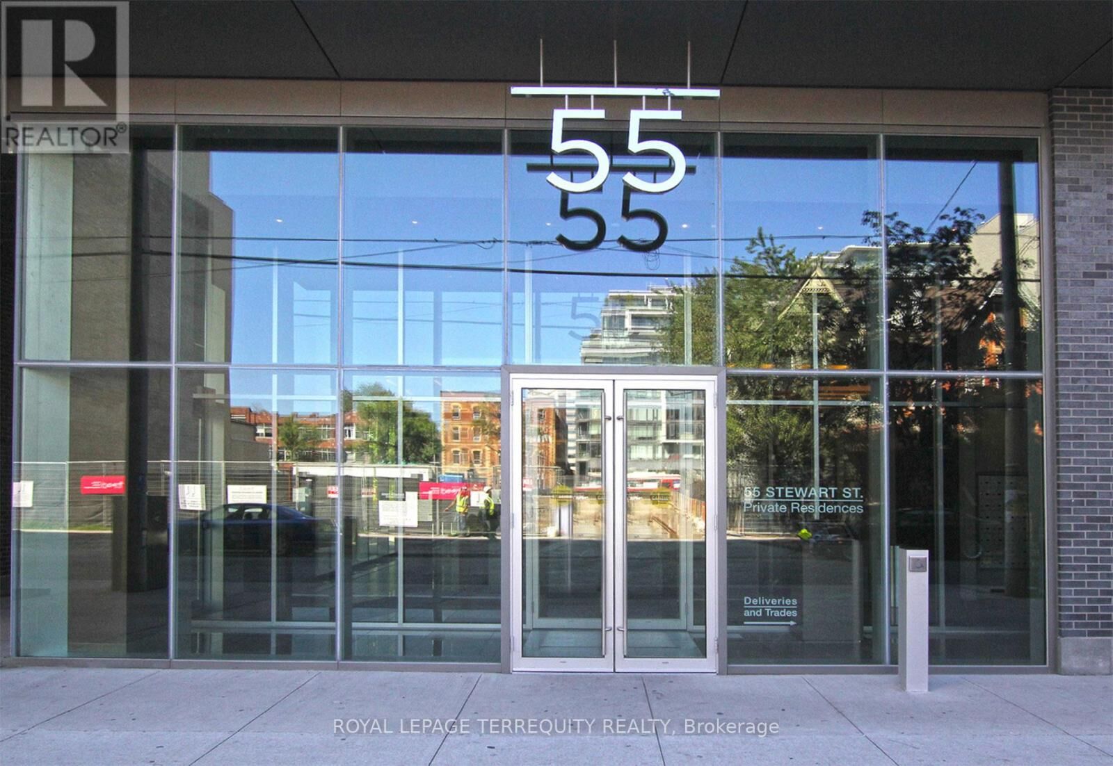 Property Photo: 55 Stewart Street 902 ON M5V 2V1
