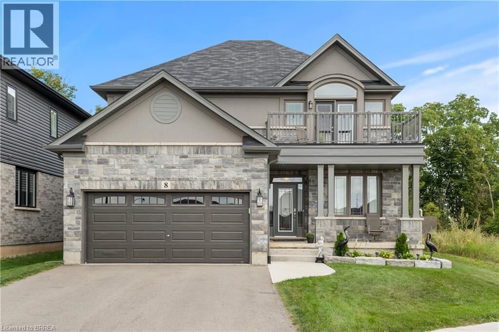 Property Photo:  8 Lorne Card Drive  ON N3L 0H8 