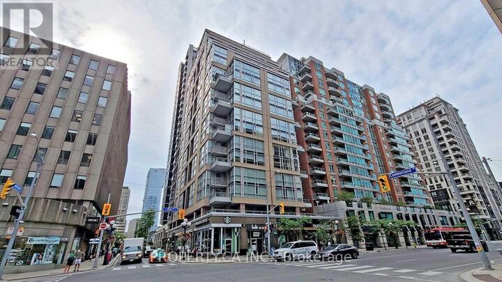 Property Photo: 80 Cumberland Street 1110 ON M5R 3V1