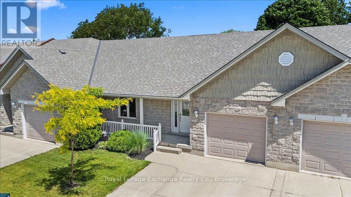 Property Photo:  647 Pipers Court  ON N2Z 0A1 