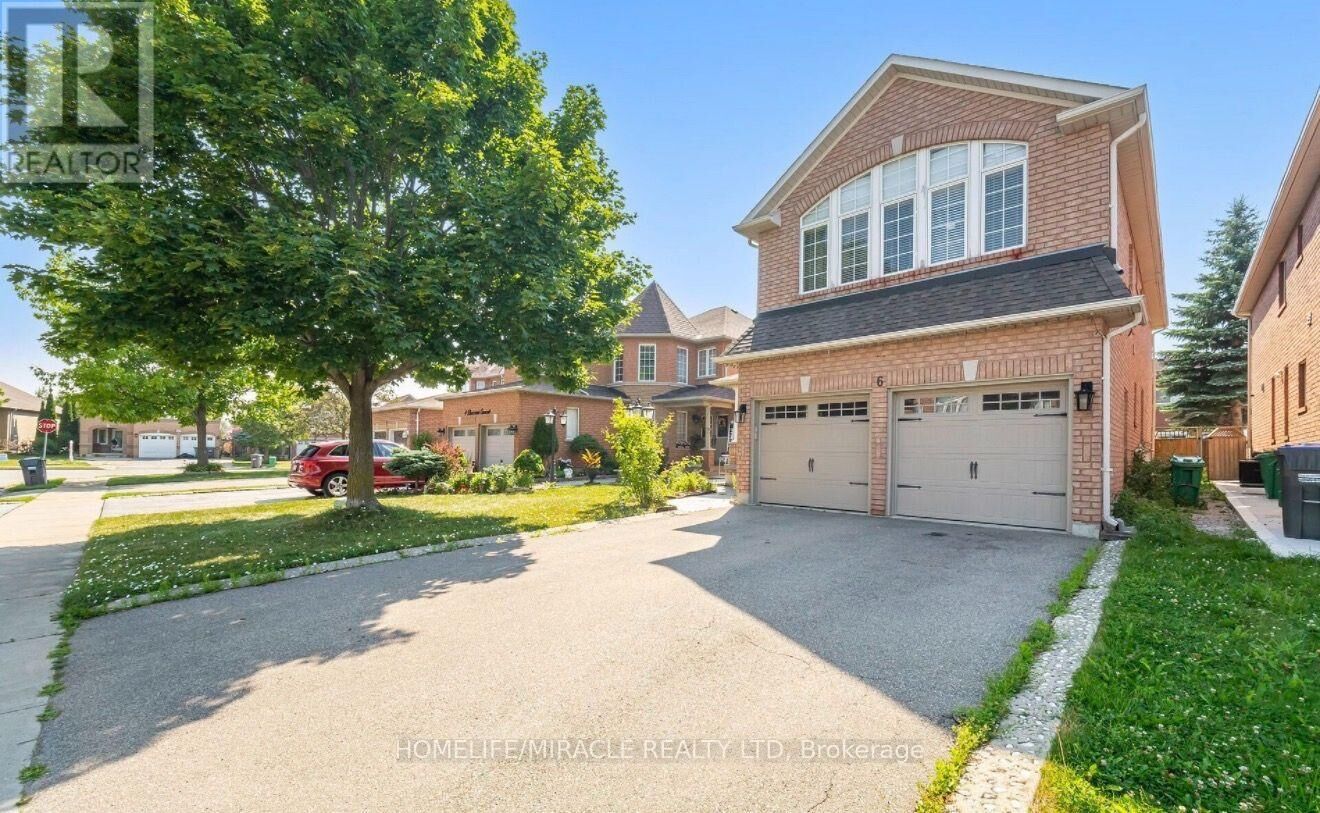 Property Photo: 6 Baccarat Crescent ON L7A 1K7