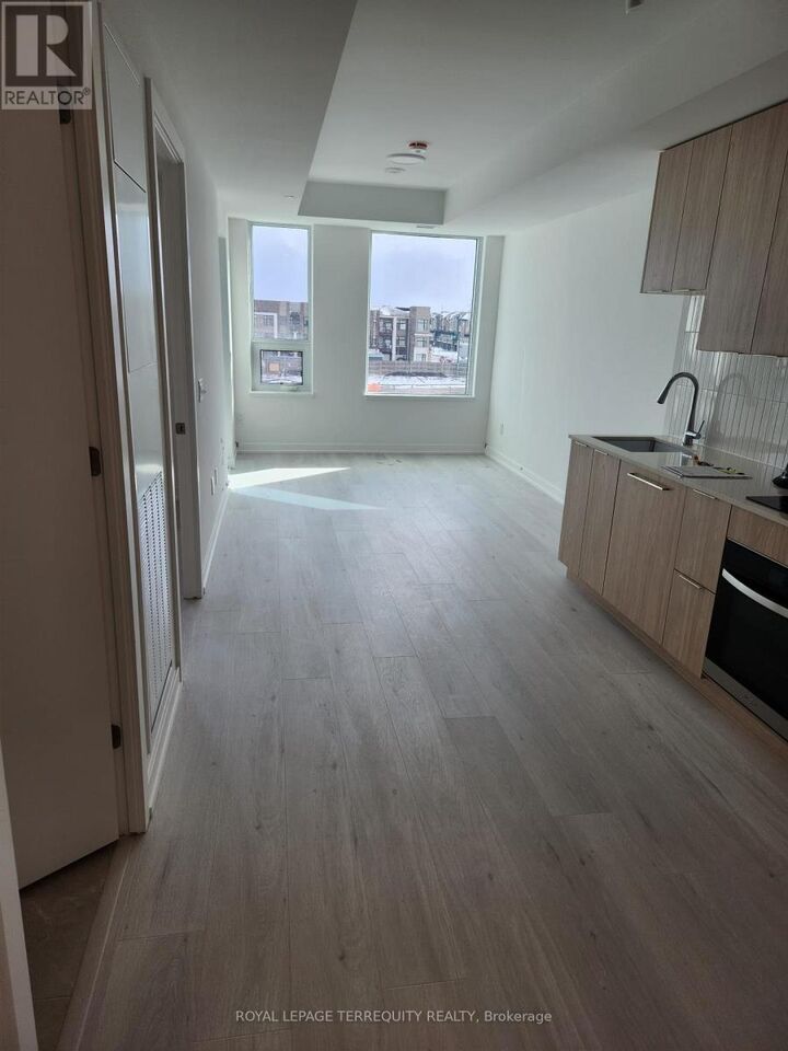 Property Photo:  2501 Saw Whet Boulevard 313  ON L6M 5N2 