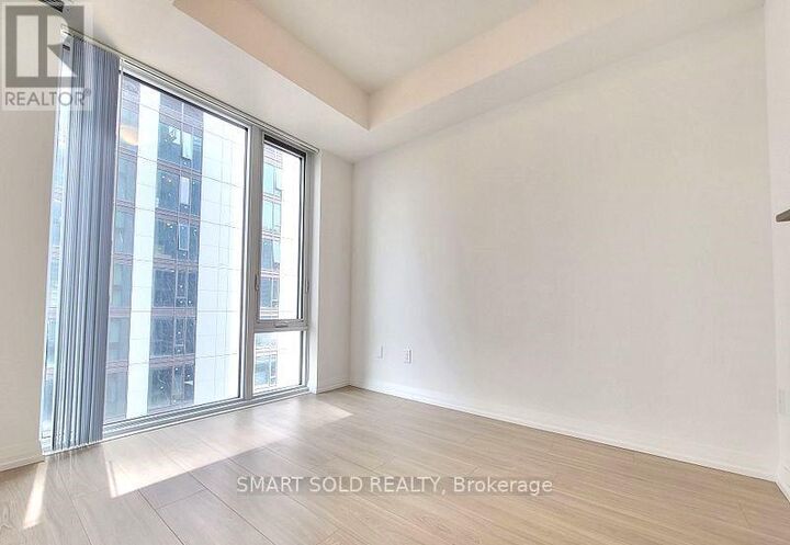 Property Photo:  8 Widmer Street 3403  ON M5V 0W6 