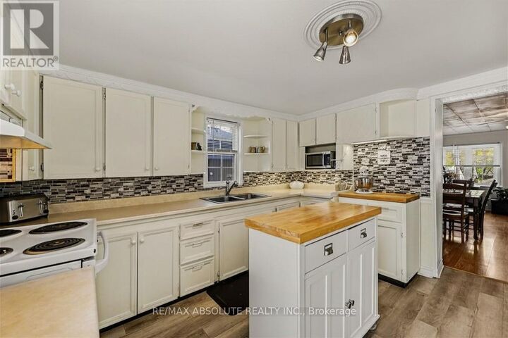 Property Photo: 61 Tierney Street North ON K7S 2R8