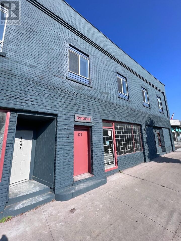Property Photo:  167 Gore St  ON P6A 1M3 