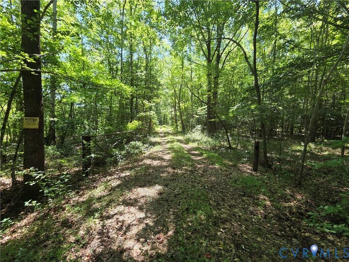 Property Photo:  901 N Airport Drive  VA 23150 