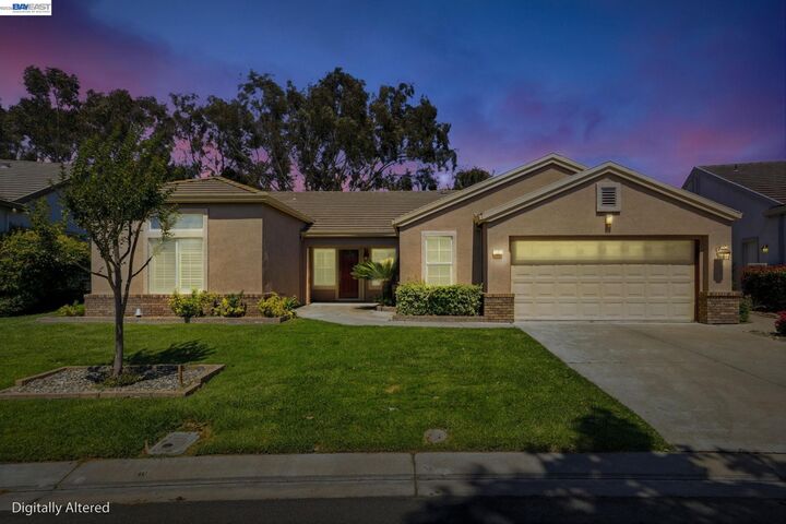 Property Photo: 20 Arrowhead Ct CA 94571
