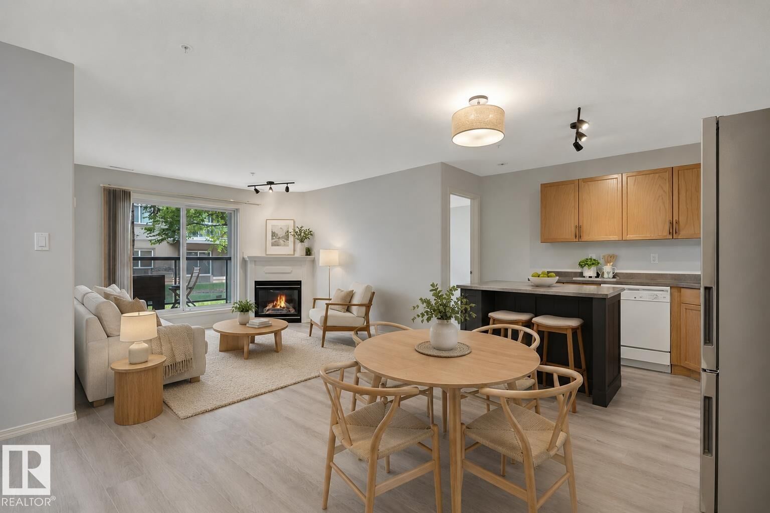 Property Photo: 279 Suder Greens Drive NW 103 AB T5T 6X6