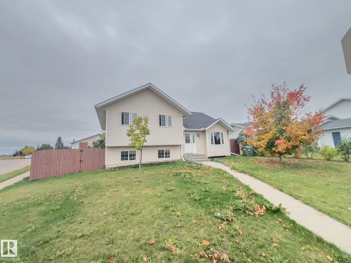 Property Photo: 3802 42 Avenue AB T9N 2J9