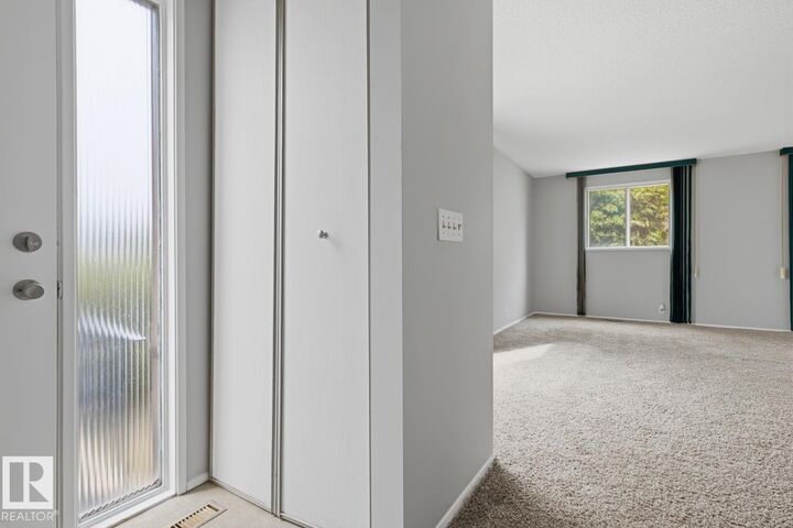 Property Photo: 5514 93A Avenue NW AB T6B 2K7
