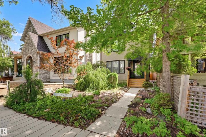 Property Photo:  10523 127 Street NW  AB T5N 1V8 