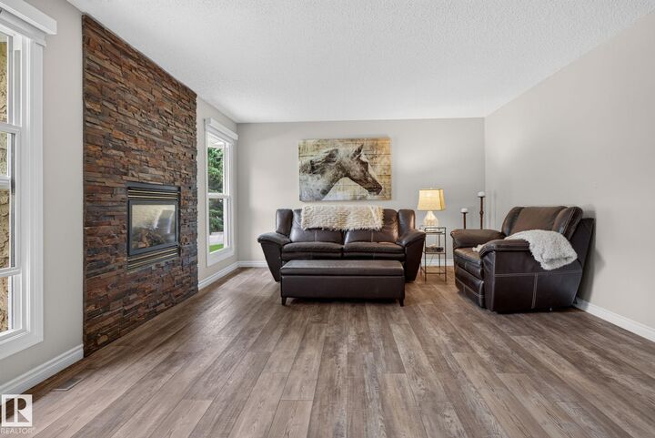 Property Photo:  5240 56A Street  AB T4X 1B4 