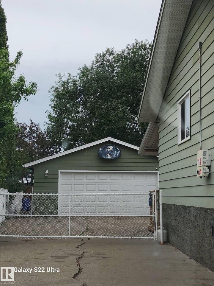 Property Photo: 4203 42 Avenue AB T9E 4S2