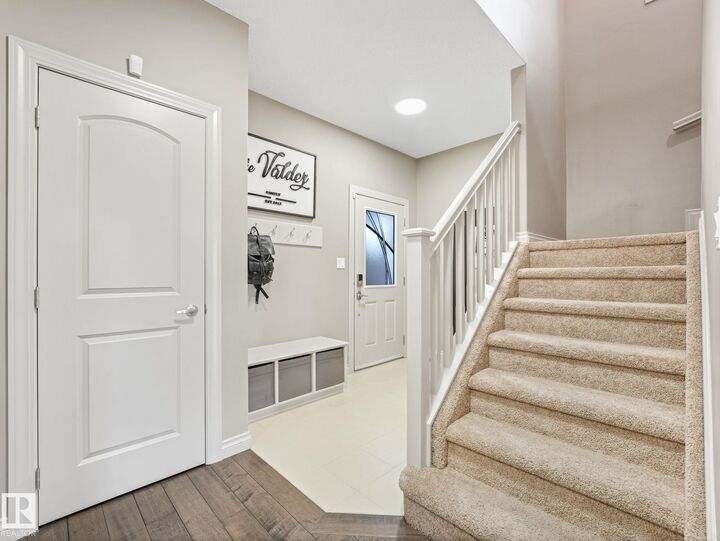 Property Photo:  16412 12 Avenue SW  AB T6W 3K4 