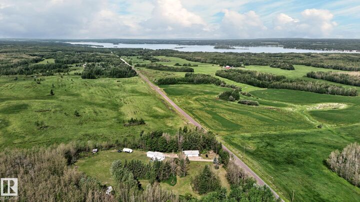 Property Photo: 5115 Twp Road 540 AB T0E 0V0