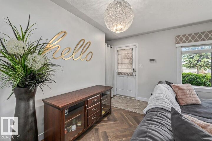 Property Photo:  16165 110B Avenue NW  AB T5P 1J6 