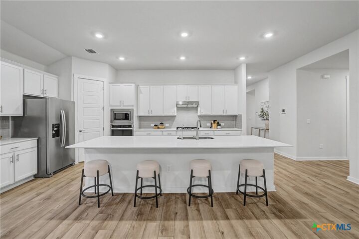 Property Photo:  421 Abruzzi Street  TX 78641 