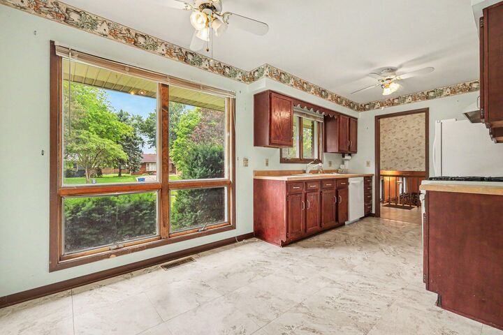 Property Photo:  1436 W 94th Avenue  IN 46307 