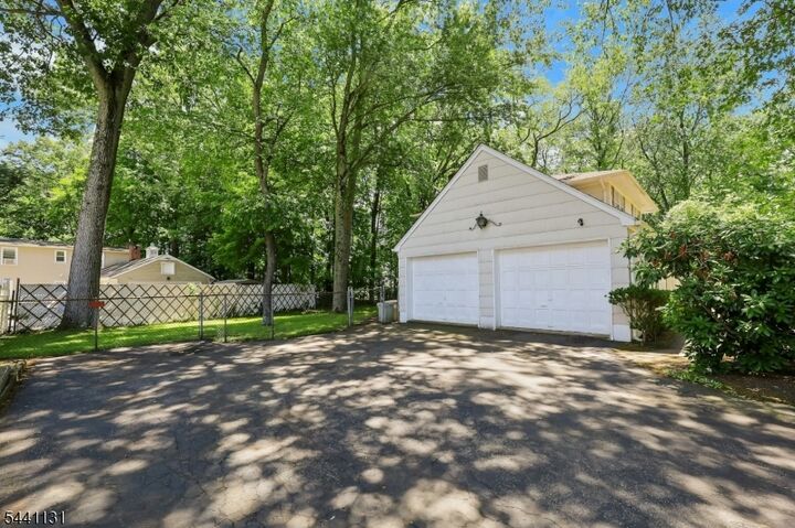 Property Photo: 281 Rivara Ct NJ 07450