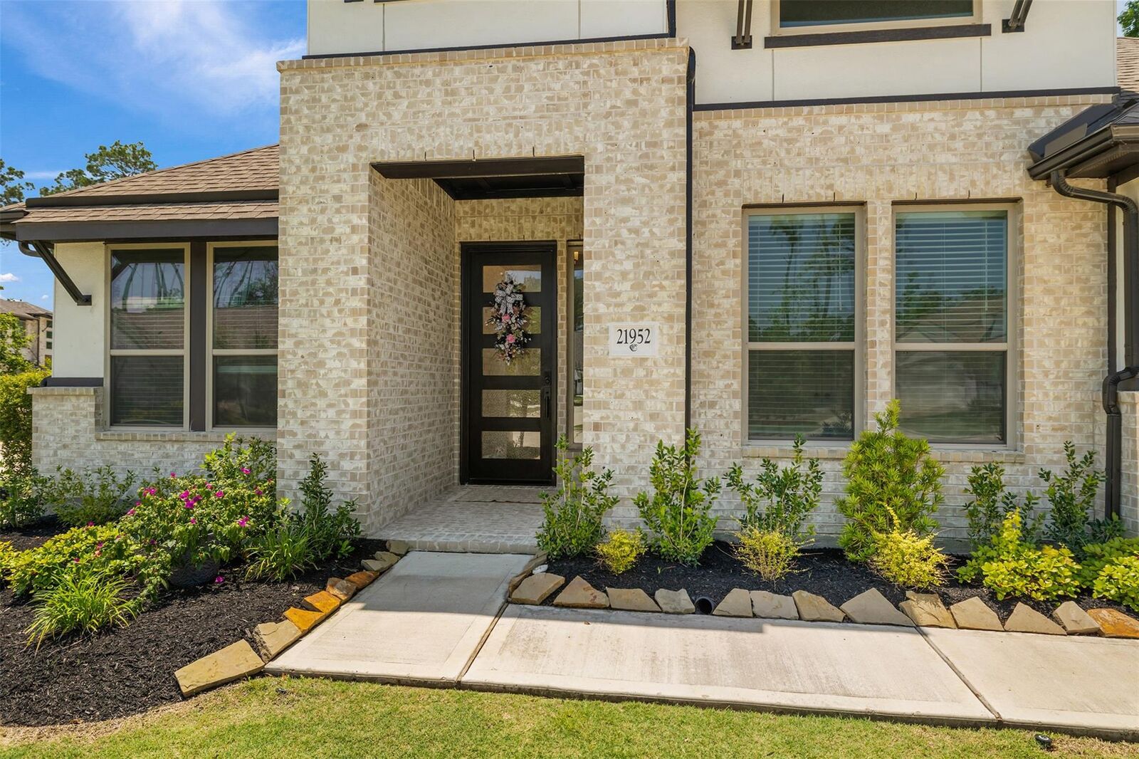 Property Photo: 21952 Gateway Arch Drive TX 77365