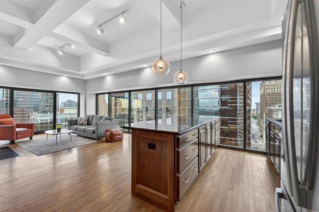 Property Photo:  1101 Walnut Street  MO 64106 
