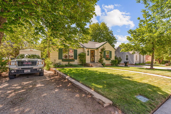 Property Photo: 384 S 300 W UT 84720