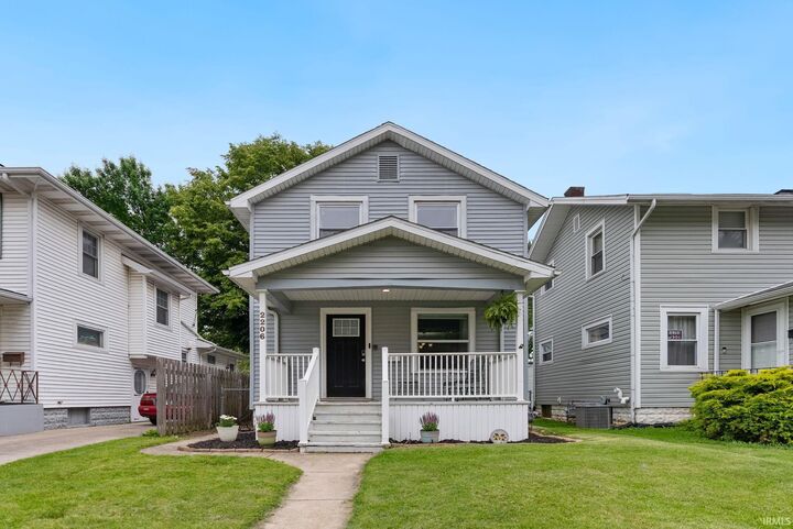 Property Photo:  2206 Pleasant Avenue  IN 46805-3345 