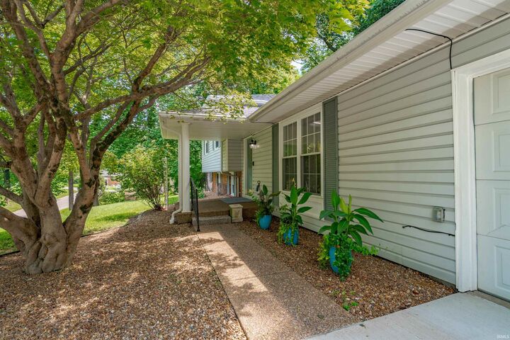 Property Photo: 7055 Sharon Road IN 47630