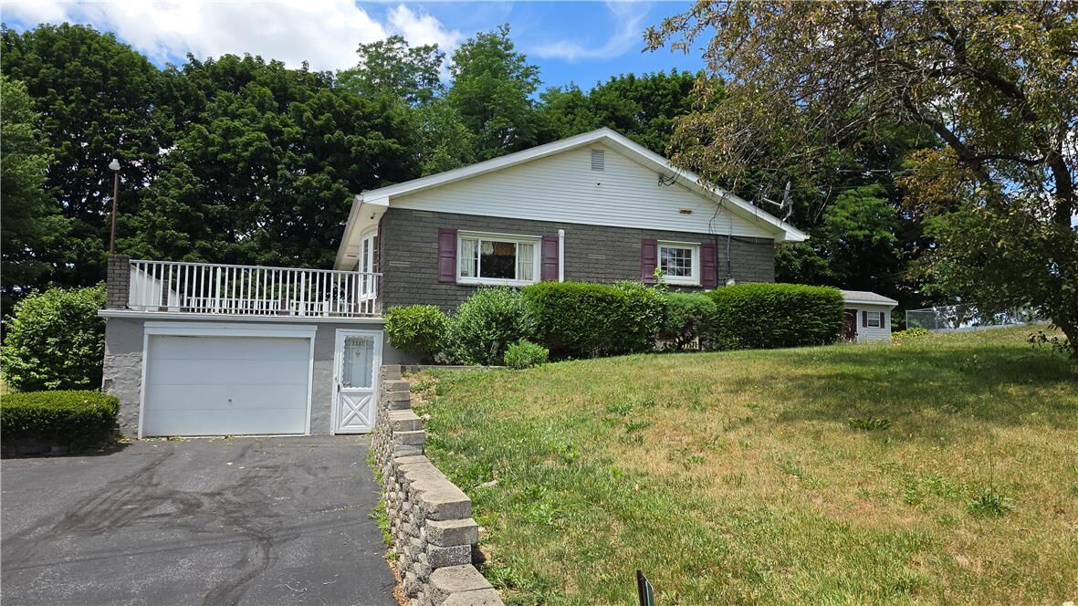 Property Photo: 1237 Keller Road PA 18091