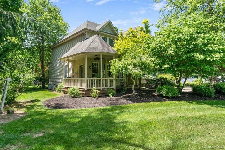 Property Photo:  32 Somerset Lane  NY 10990 