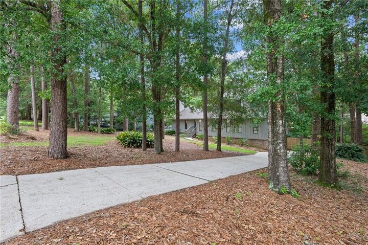 Property Photo:  6501 Sugar Creek Drive S  AL 36695 