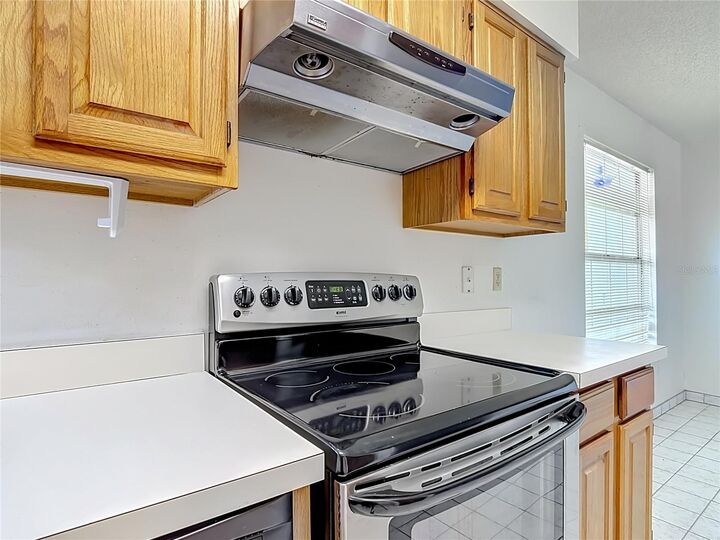 Property Photo:  4130 Bergamont Court  FL 34746 