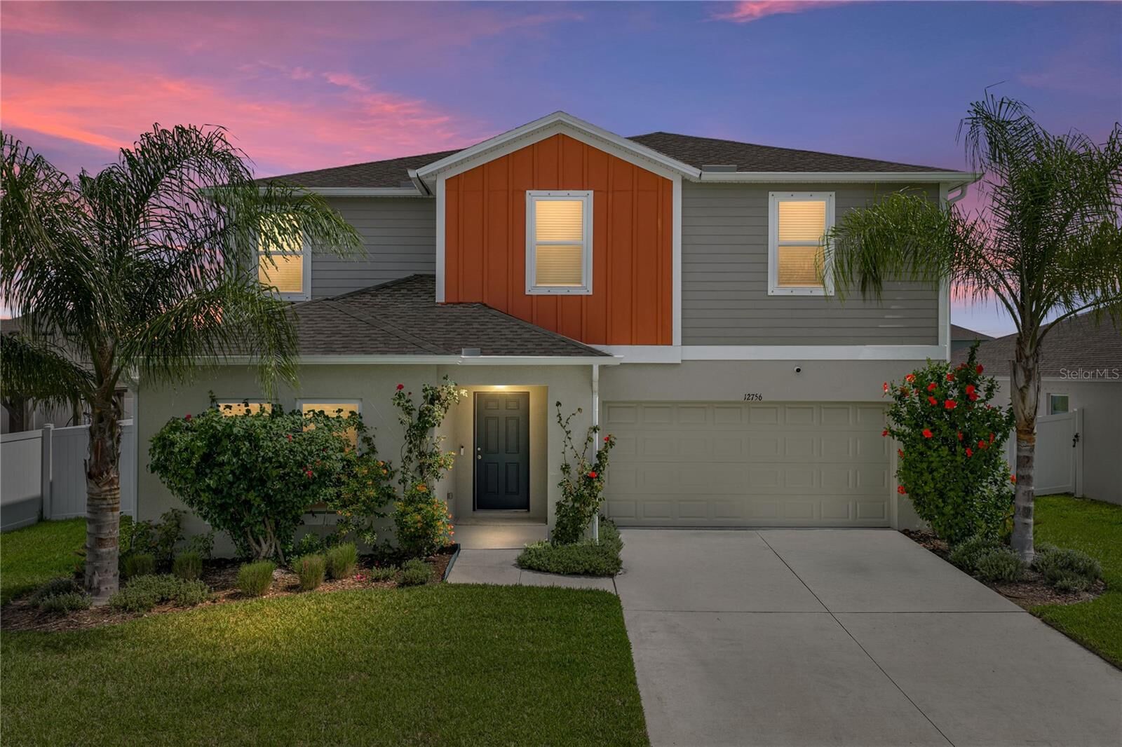 Property Photo:  12756 Tannencrest Drive  FL 33579 