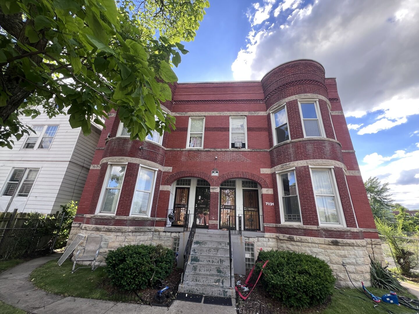 Property Photo:  7024 S Wentworth Avenue 1  IL 60621 