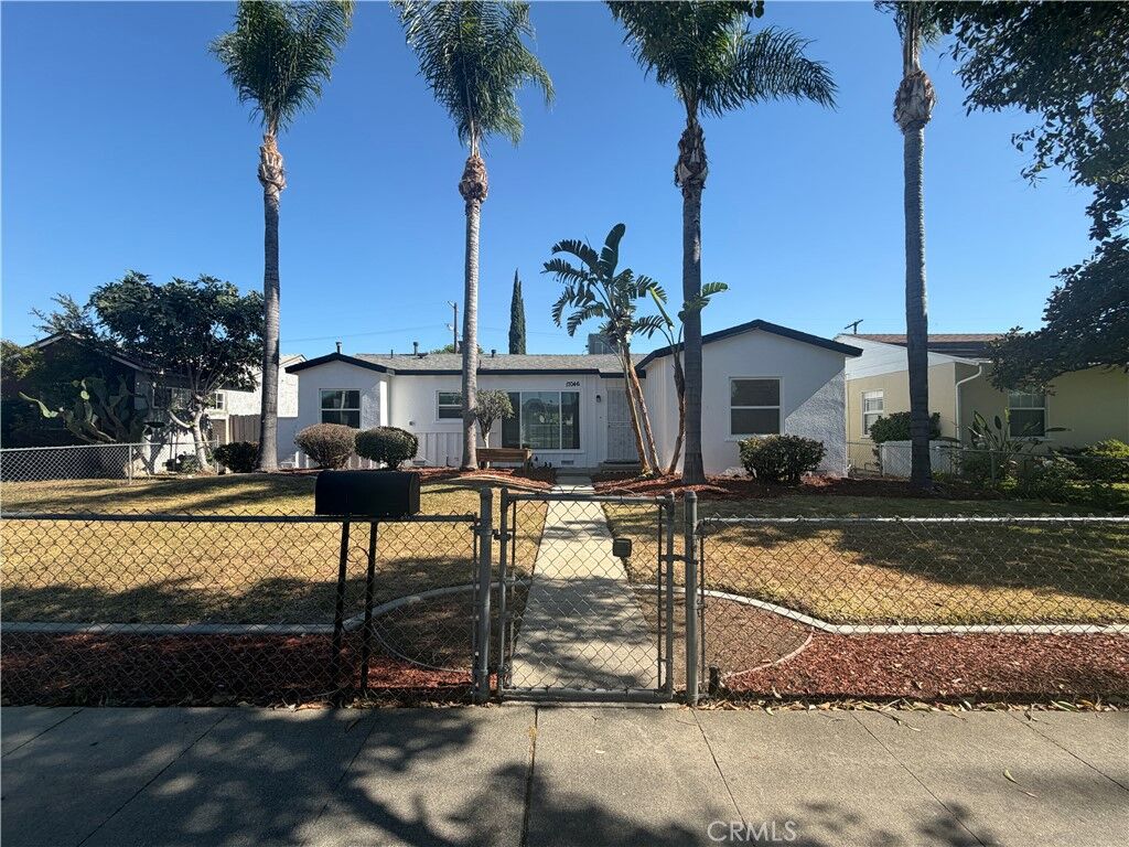 Property Photo:  17046 Saticoy Street  CA 91406 