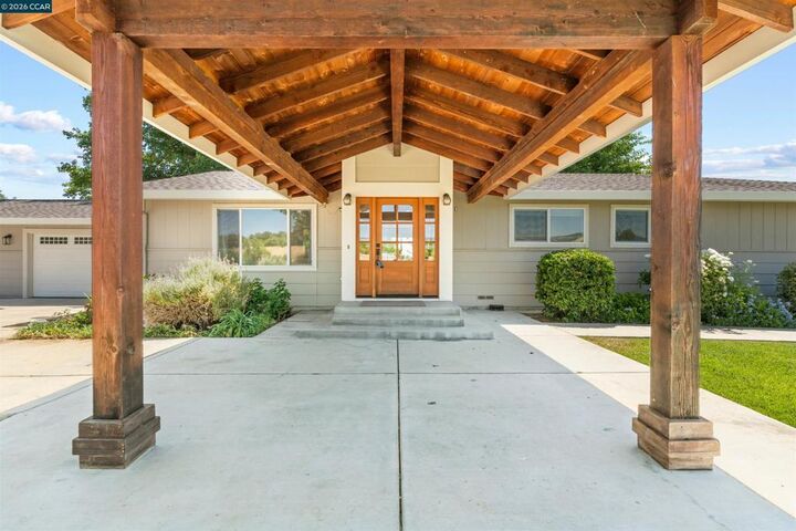 Property Photo: 7408 Junebug Lane CA 95688
