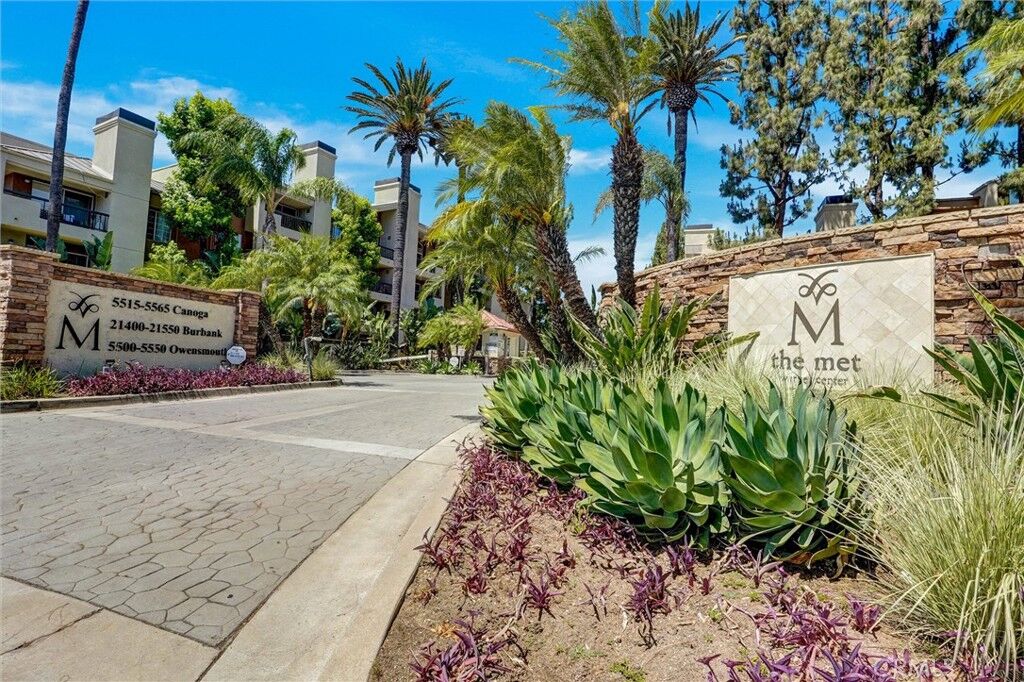 Property Photo:  5545 Canoga Avenue 220  CA 91367 