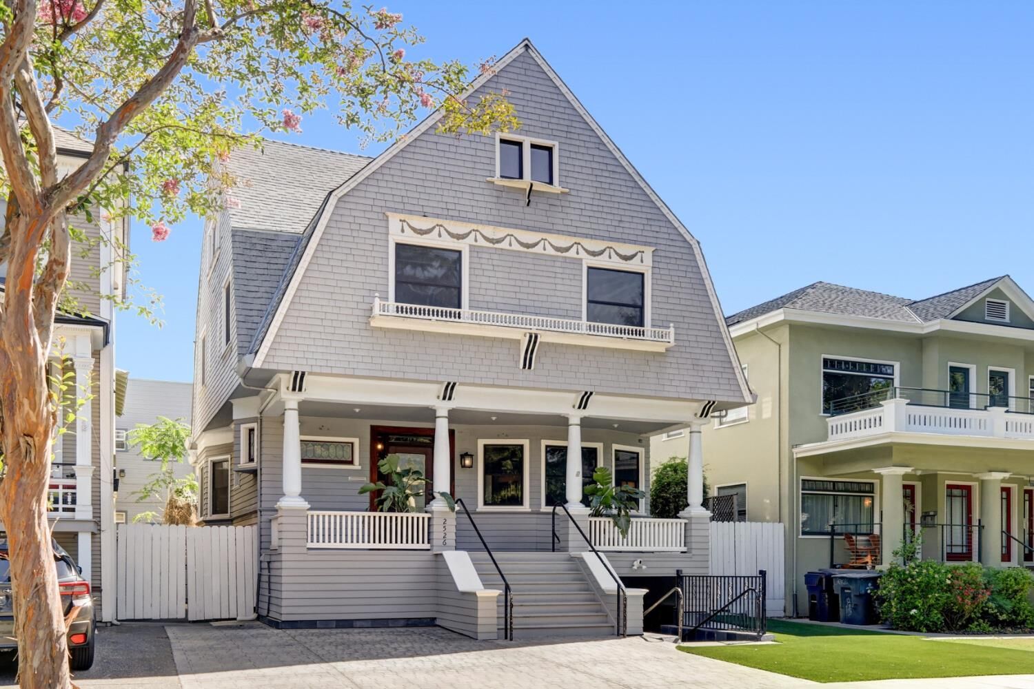 Property Photo:  2526 Capitol Avenue  CA 95816 