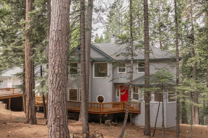Property Photo:  845 Honey Court  CA 95223 