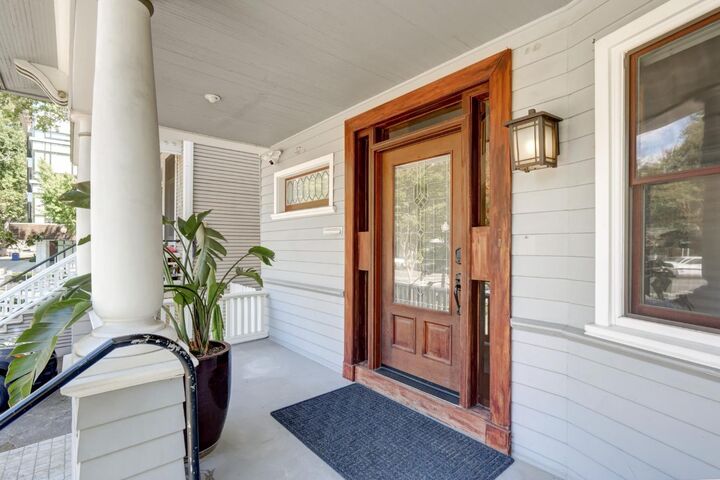 Property Photo: 2526 Capitol Avenue CA 95816