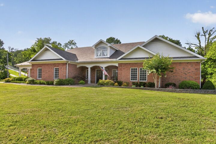 Property Photo:  1030 Parsons Way  TN 37075 
