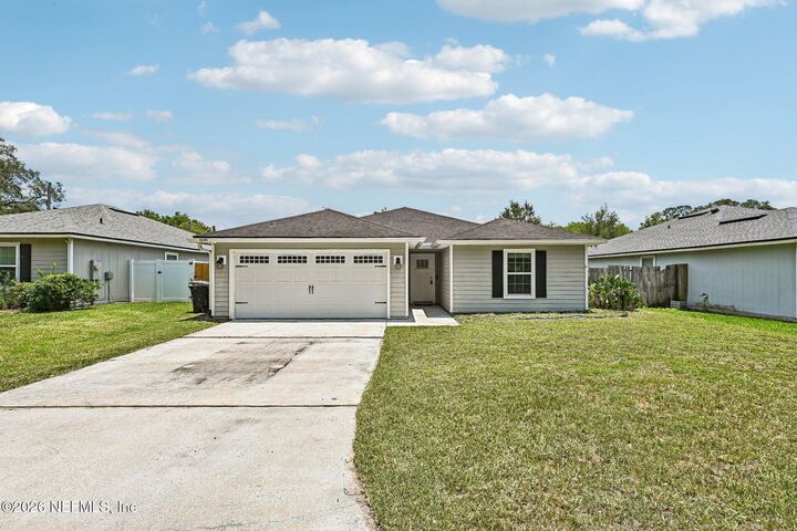 Property Photo: 3249 Bedford Road FL 32207