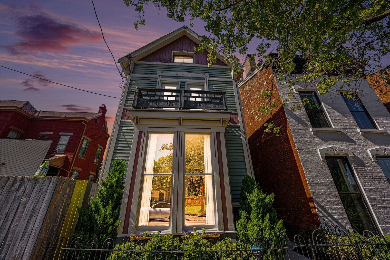 Property Photo: 210 E 8th Street KY 41011