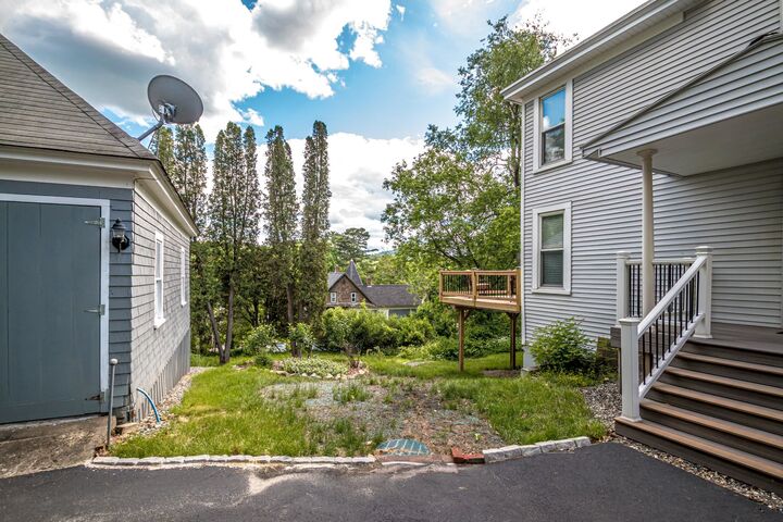 Property Photo: 77 Bunker Hill Street NH 03584