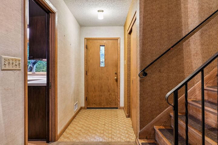 Property Photo: 2938 Oak Lea Drive MN 55391