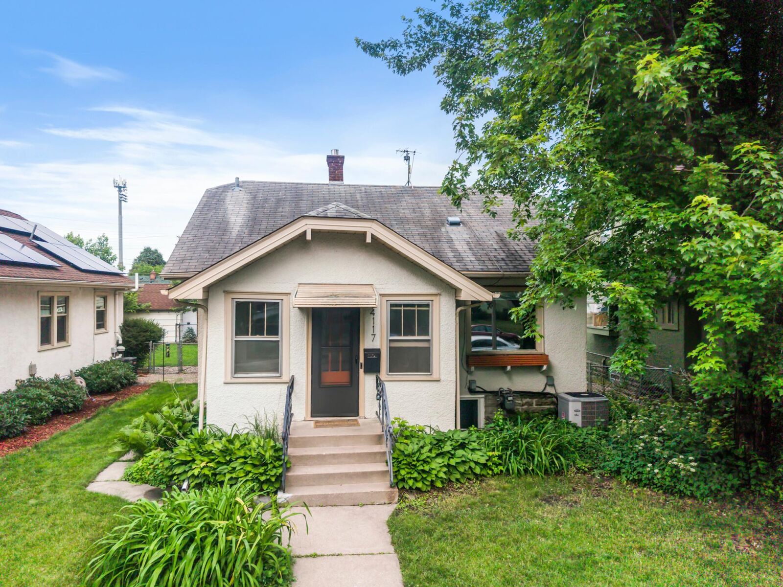 Property Photo:  4117 27th Avenue S  MN 55406 