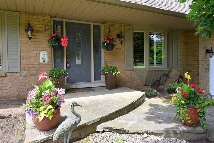 Property Photo: 34 Howard Boulevard ON L8B 0G3