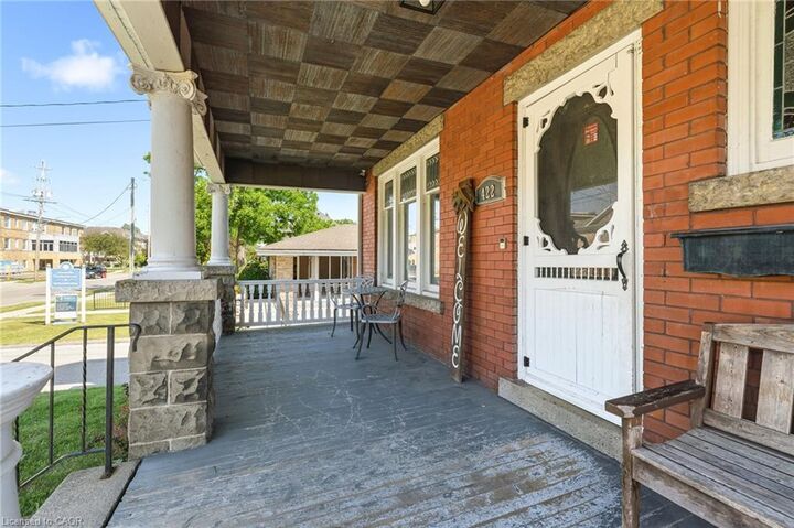 Property Photo: 422 Lock Street W ON N1A 1V6
