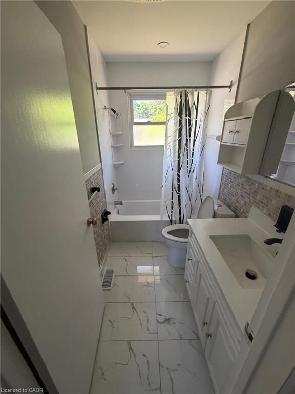 Property Photo: 104 Queenston Crescent ON N5W 1N6